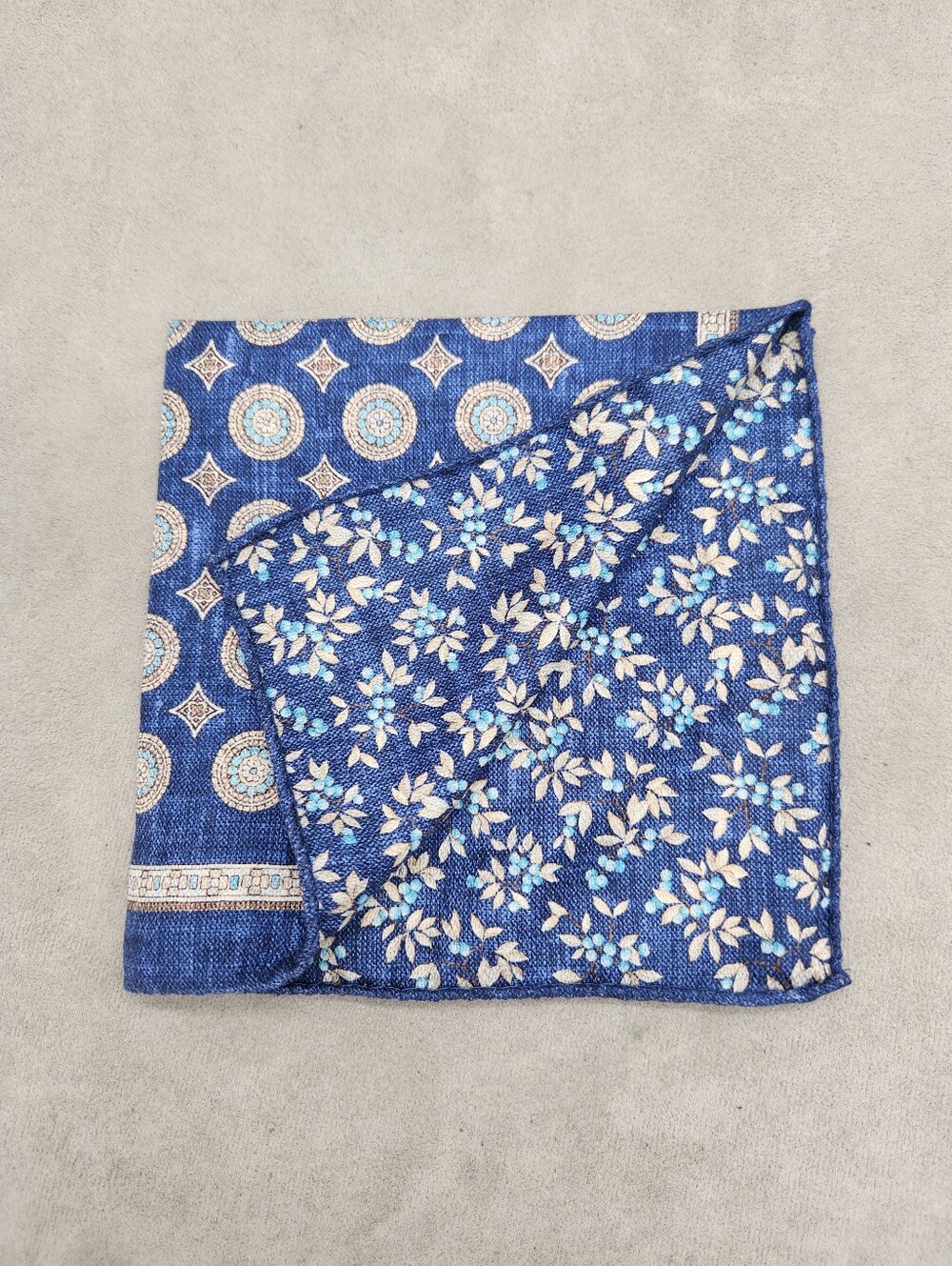 Cremieux Pocket Square Blue Golden Floral 100% Silk Pochette Doublesided New $40